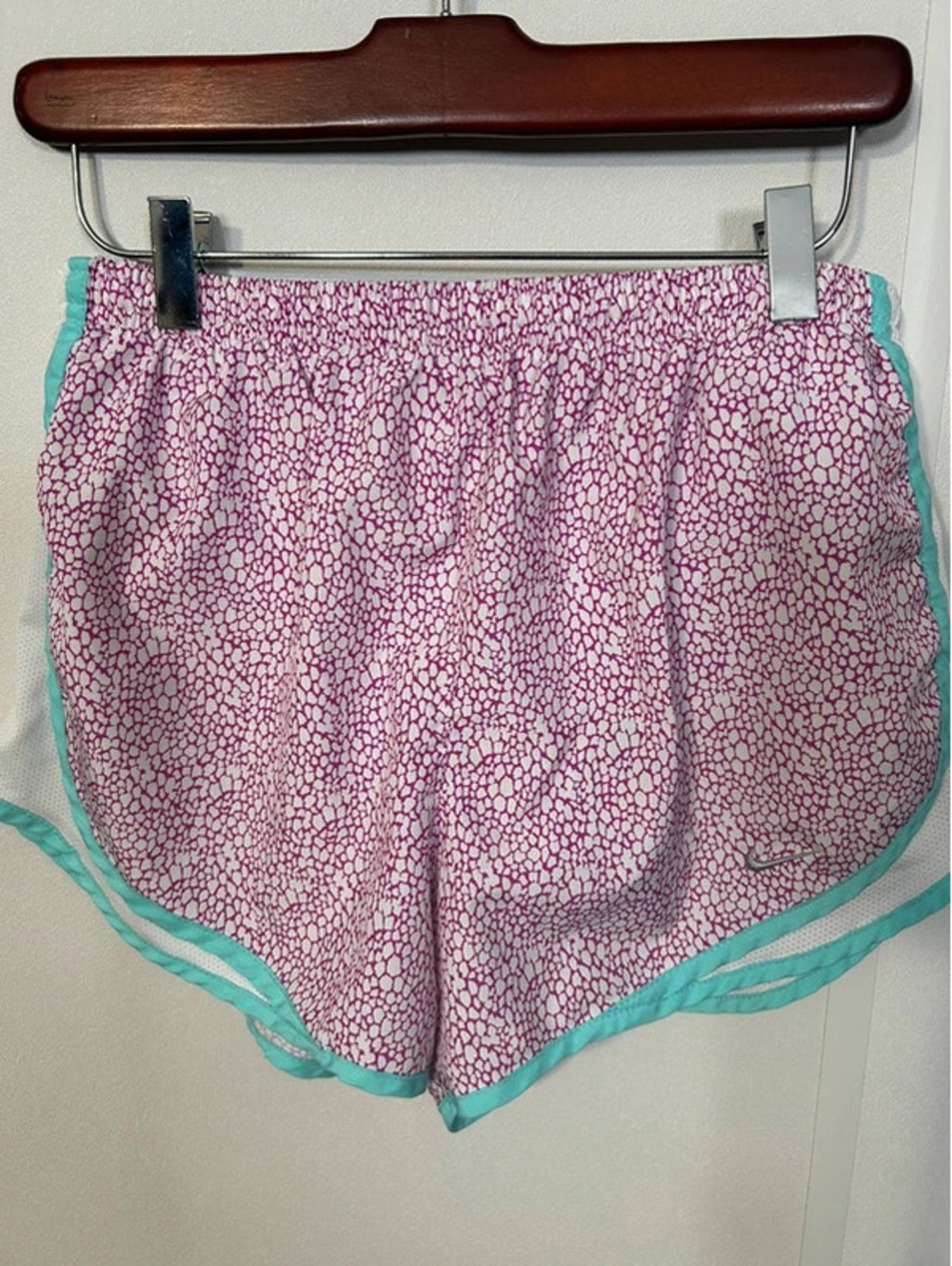 Nike Dri-FIT Women’s M Running Athletic Shorts Purple White Turquoise